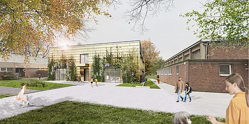 Für helle Köpfchen: Unser Bauunternehmen realisiert in Krefeld einen schlüsselfertigen Schulbau – inklusive barrierefreiem Mensa-Neubau mit sonniger Fassade. Schulhof mit mehreren Kindern und einem modernen, begrünten Gebäude im Hintergrund