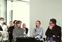 Malene Lammers auf der Ausstellung „Zoom. 150 Jahre Architekturausbildung in Buxtehude“